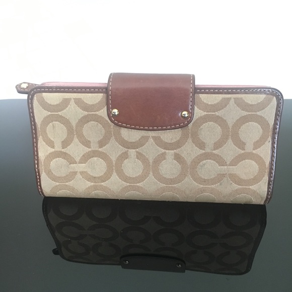 Vintage Coach Block C Leather Wallet - Picture 2 of 8